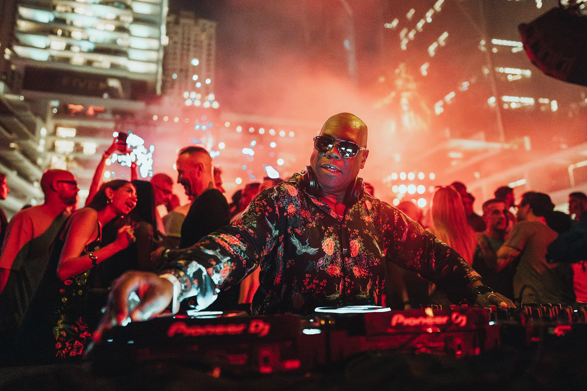 FIVE-LUXE_Pacha-ICONS_Carl-Cox_2.jpg