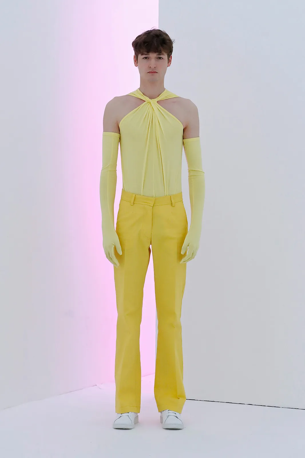 Victor Von Shwarz Look 01 03.jpg