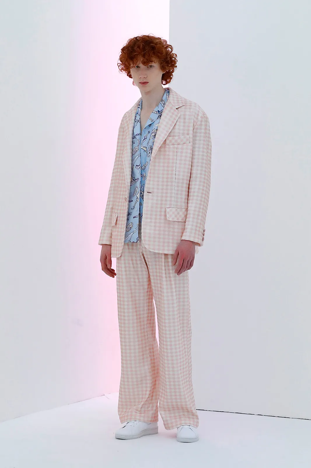 Victor Von Shwarz Look 16 02.jpg